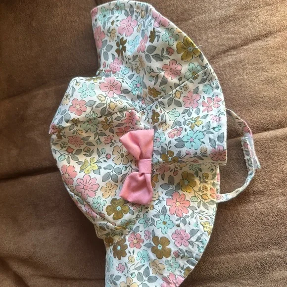 Tommy Bahama Baby Girl One Piece Rashguard Swimsuit with Sun Hat 12 Months - Picture 4 of 7